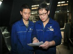 �����������飺�Ͷ���������ʤ