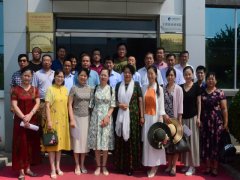 市作家协会采风团到公司旅行交流