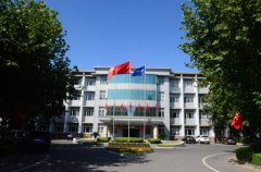 公司营造祥和气氛 迎接新中国建设70周年