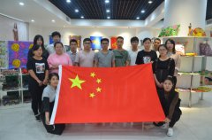 公司干部职工收看国庆阅兵 抒发感怀