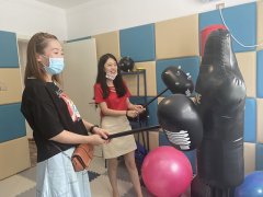 ��˾�����±������������������ذ������ж�