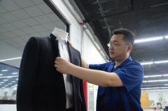 ��˾����ְԱ���鹱�� ����ҵ������չ�ַ緶