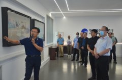 ���ݴ�ý����һ���߽�è��������